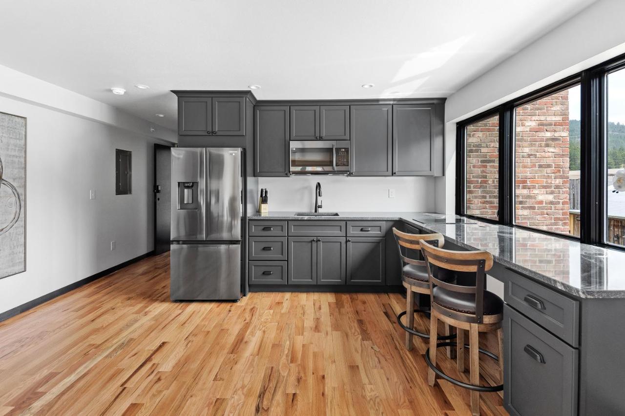 Mcgregor & Main - Luxury Lofts Apartment Hill City Ngoại thất bức ảnh