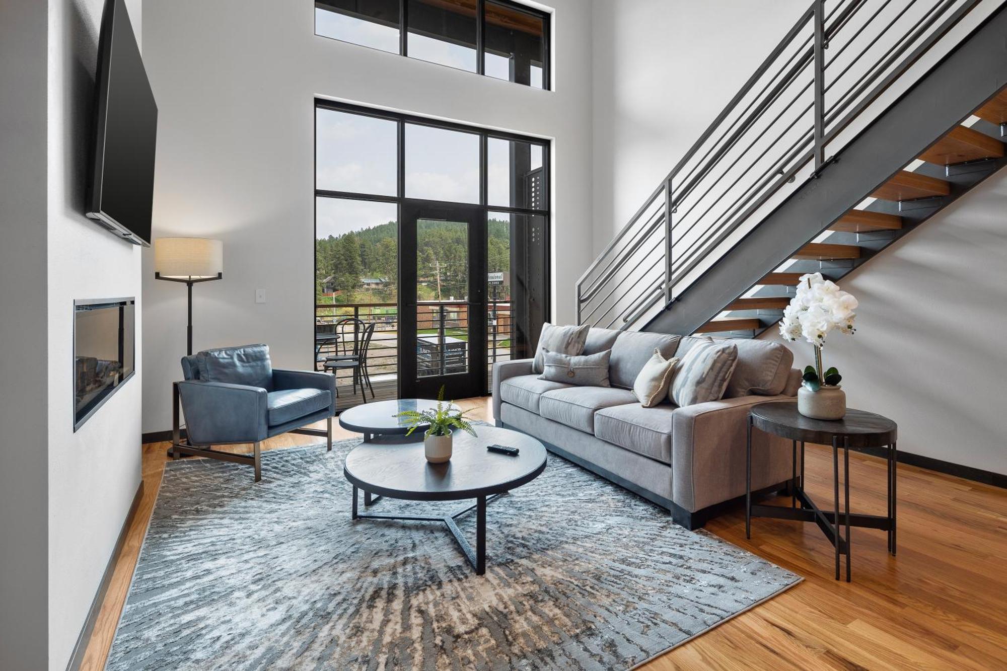 Mcgregor & Main - Luxury Lofts Apartment Hill City Ngoại thất bức ảnh
